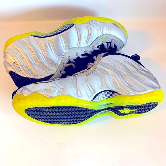 NIKE AIR FOAMPOSITE SILVER VOLT CAMO - Picture 6 of 8